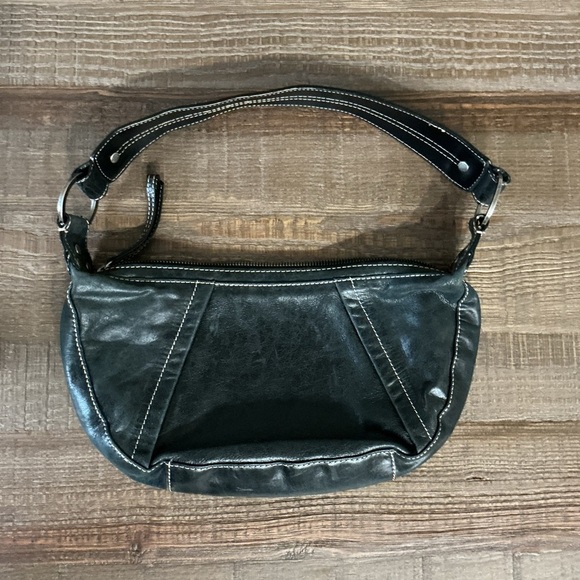 Kenneth Cole Reaction Black Hobo Leather Shoulder Bag - Picture 7 of 9